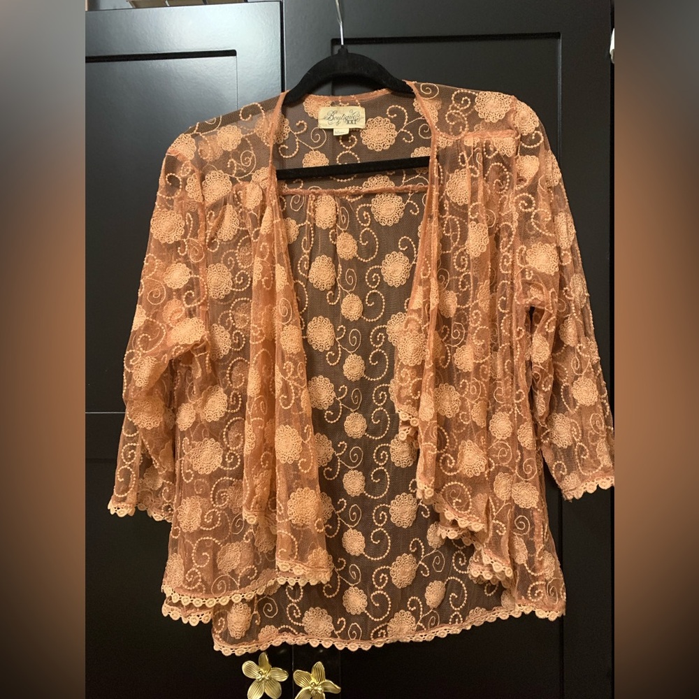 Lace Floral Kimono,Cardigan,size large,unique,feminine,cute,flirty,sweet